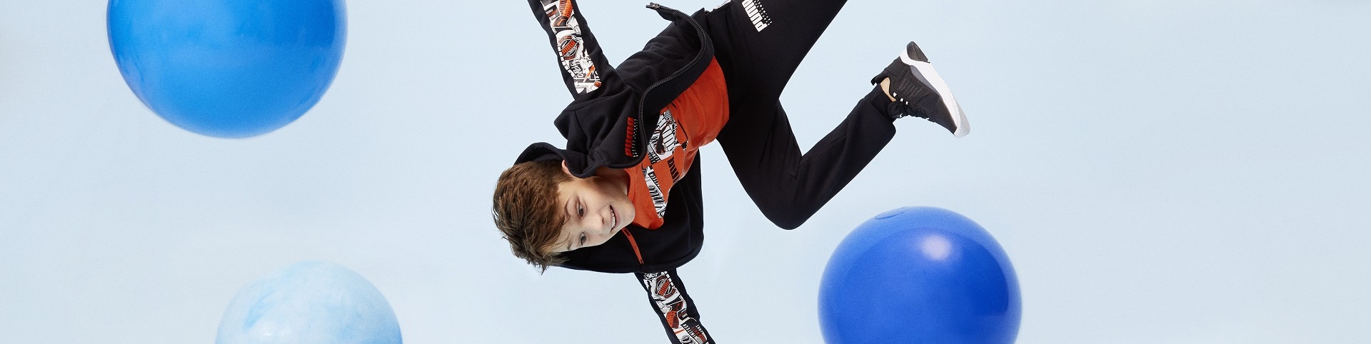 Sportiniai kostiumai vaikams 2026: Nike, Adidas ar Puma – ką verta rinktis?